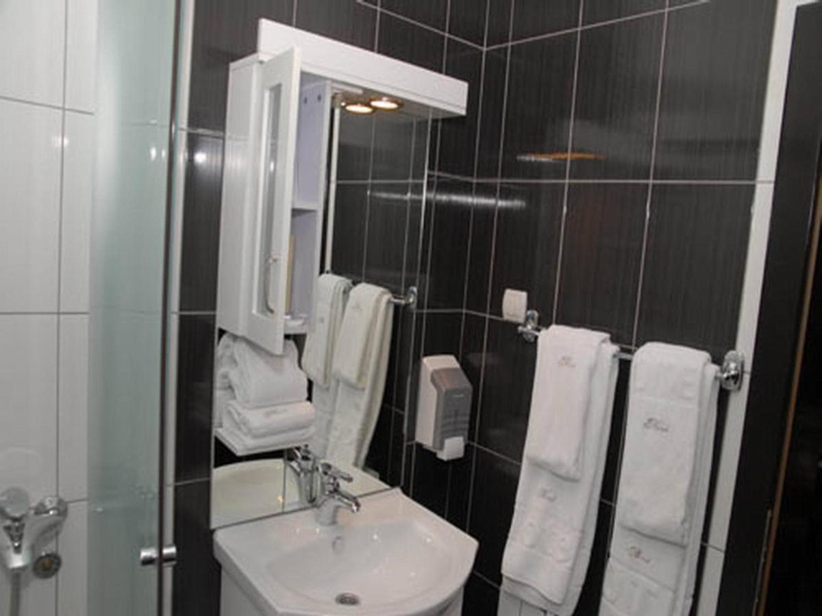 Hotel Novak Zvornik Room photo